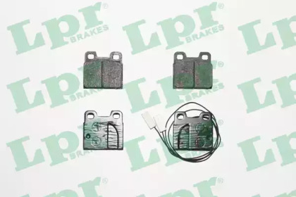 Комплект гальмівних колодок с 4 шт. дисків LPR 05P531