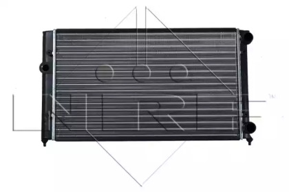 Радіатор охолодження двигуна NRF 529501