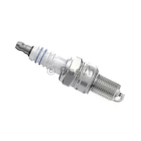 Свічка запалювання VW Caddy/Golf/Passat 1.6 -92/Audi 80/100 1.3-1.8 -87/Chevrolet Aveo 1.2 04-08 Bosch 0 242 229 687 — фото 6