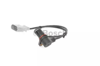 ДАТЧИК ОБОРОТІВ ДВИГАТЕЛЯ Bosch 0261210147