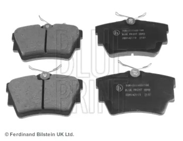 Комплект гальмівних колодок с 4 шт. дисків Blue Print ADN142119