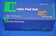 Комплект гальмівних колодок з 4 шт. дисків PARTS-MALL PKA-016