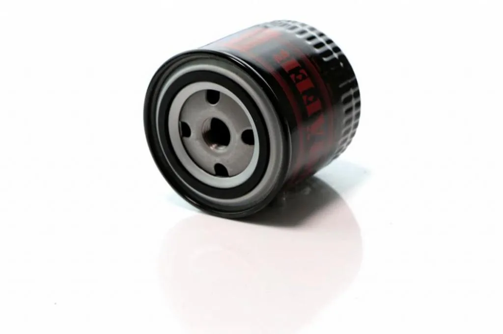 Фільтр масляний VW Passat B5, A4, A6, 2.4-3.0, 97-, Gaz (двигун 406) D=94mm, H=114mm, 3/4-16UNF (замiна на FOM485) SHAFER FOM930/9